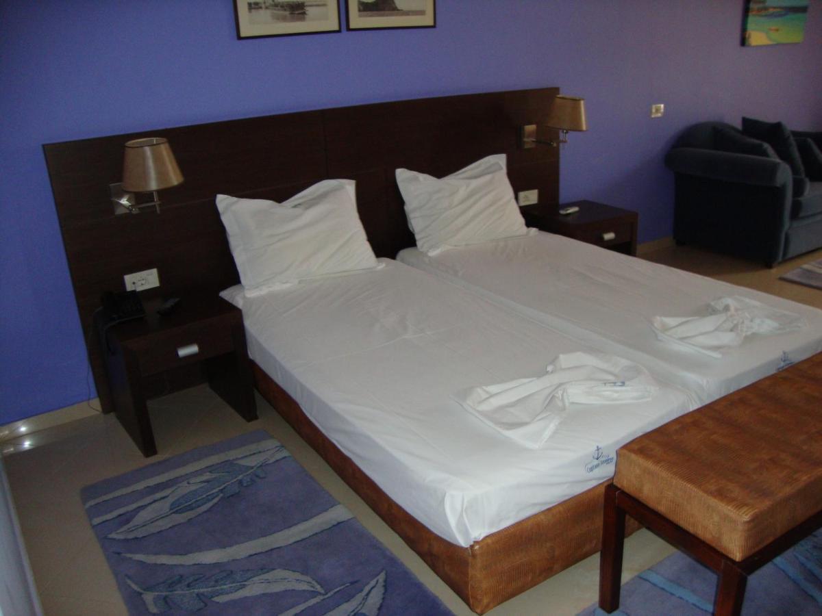 Captain Stavros Hotel Nidrí Kültér fotó