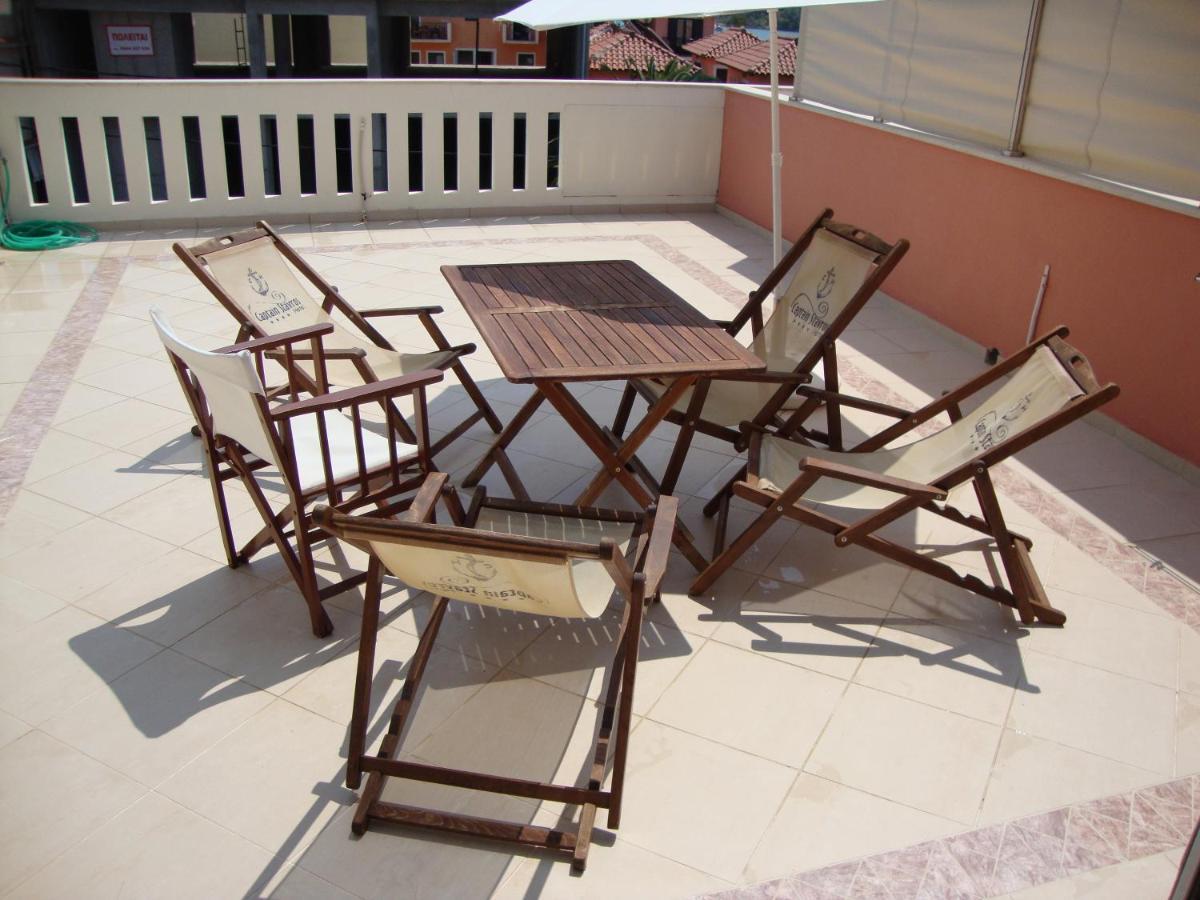 Captain Stavros Hotel Nidrí Kültér fotó