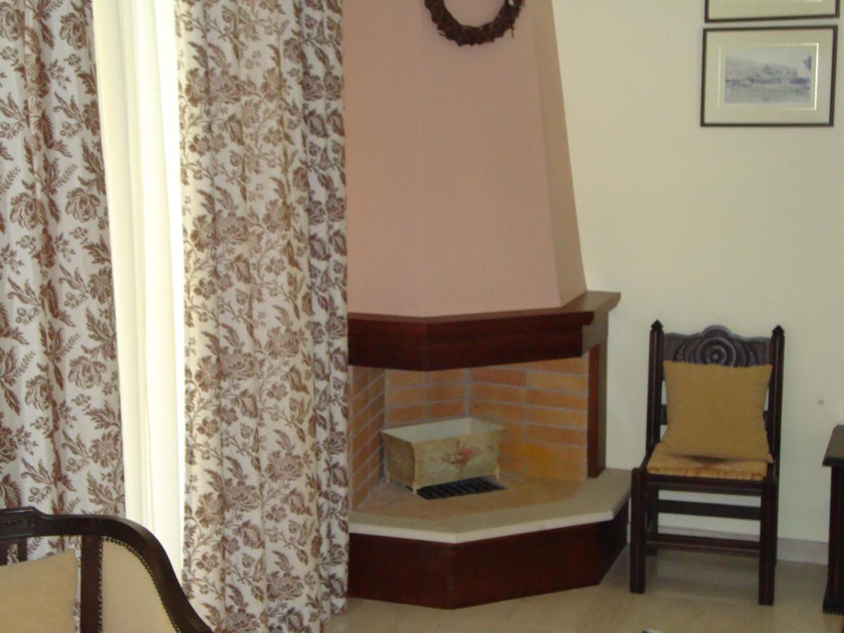 Captain Stavros Hotel Nidrí Kültér fotó