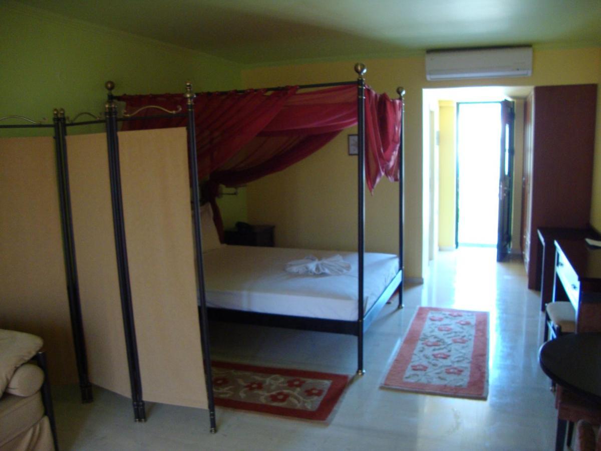 Captain Stavros Hotel Nidrí Kültér fotó