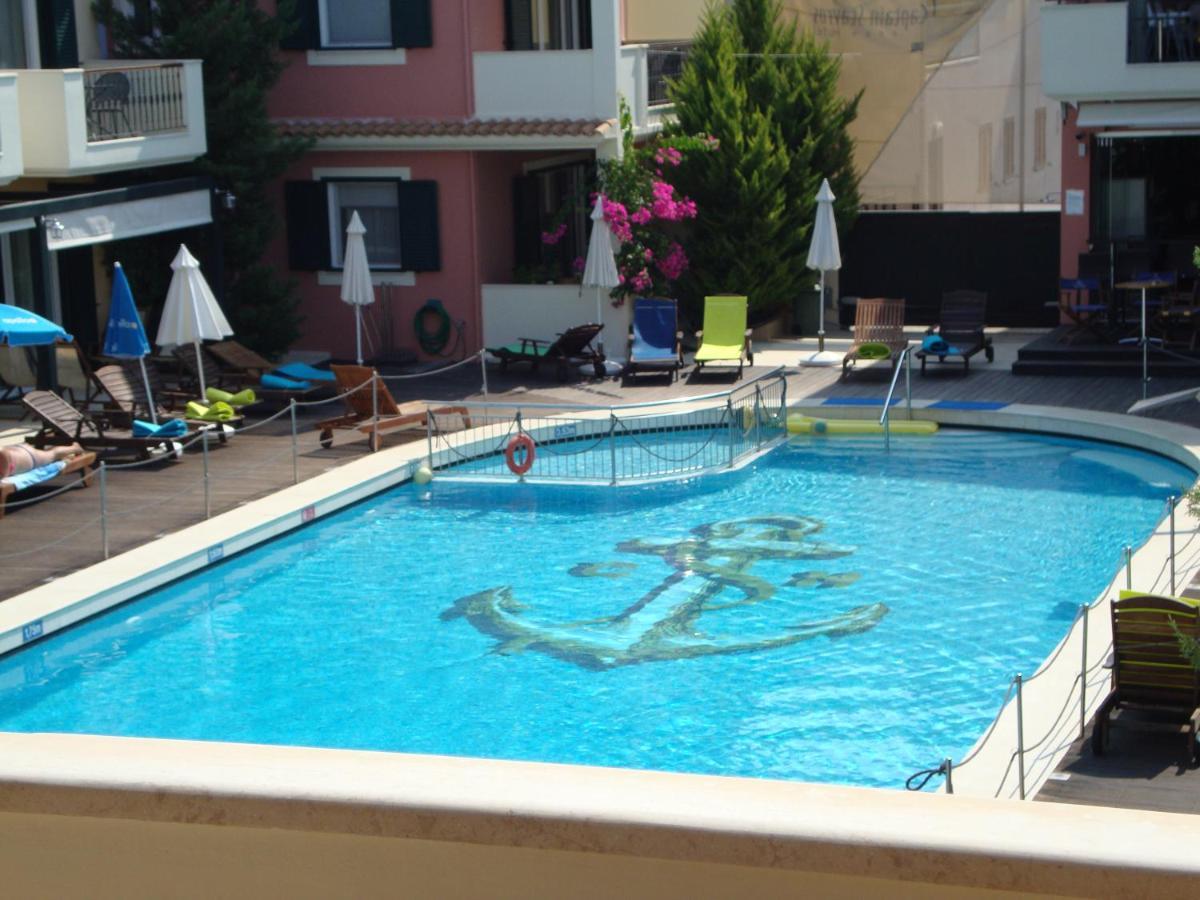 Captain Stavros Hotel Nidrí Kültér fotó