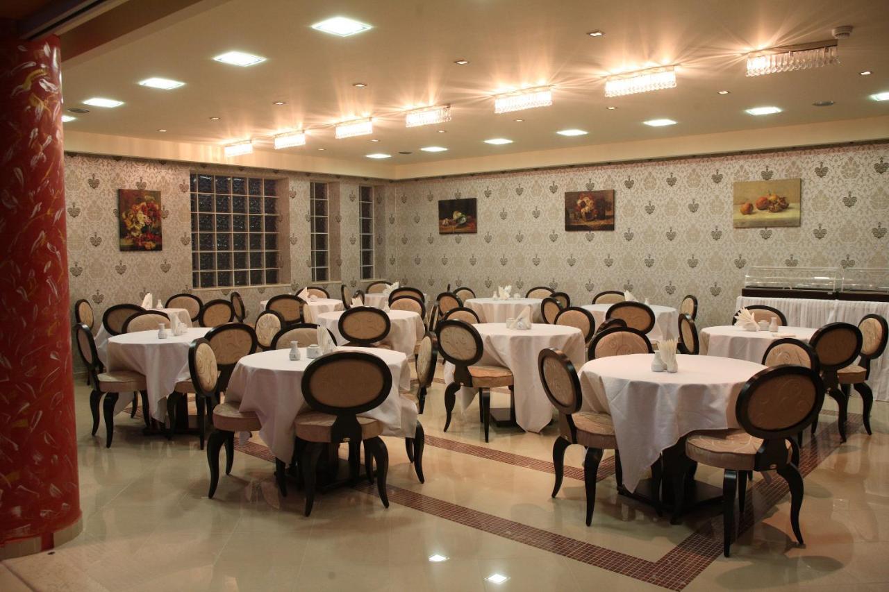 Captain Stavros Hotel Nidrí Kültér fotó